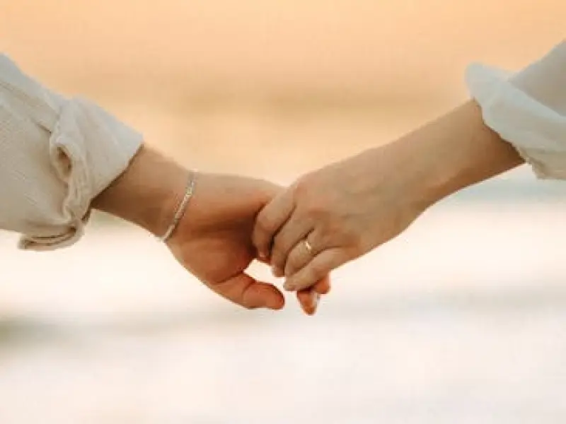 挽回射手座男朋友的心：三招让他抛弃“缘分尽”的观念，主动挽回你