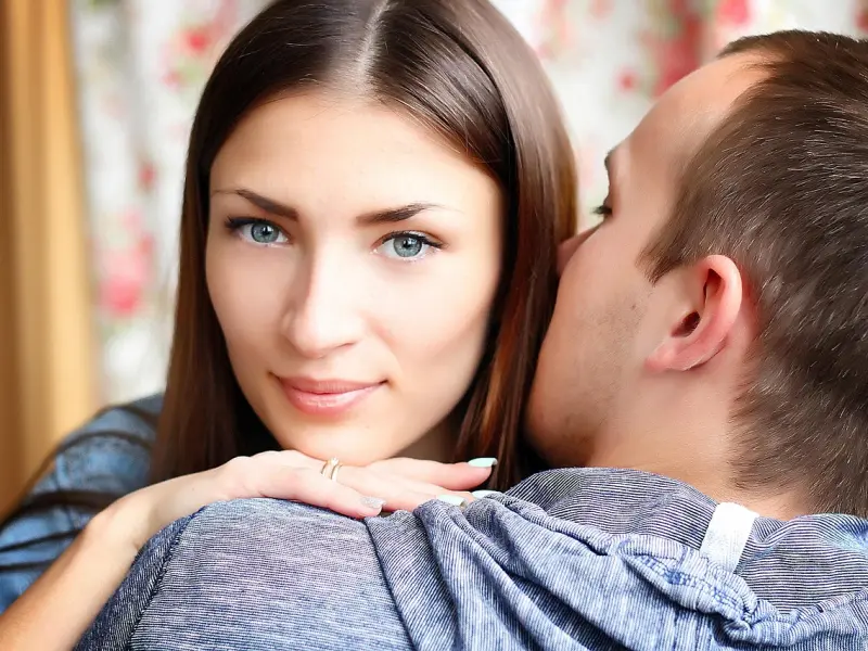 挽回男友：女生这样作，你想要的爱会永远得不到