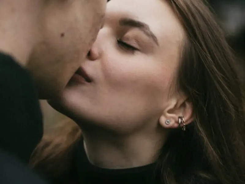 挽回前男友：这几个表现说明天秤男对一个女生彻底死心