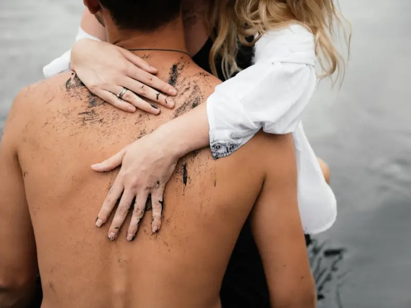 挽回天蝎男友：挽回天蝎男友：伤到天蝎座的心了怎么挽回，天蝎座男生不爱你可以挽回吗