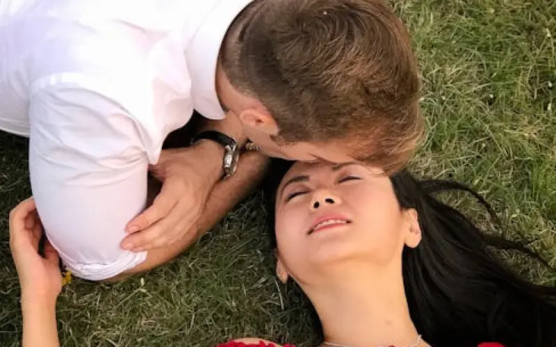 挽回男友：怎么挽回前男友?男友要分手怎么办?