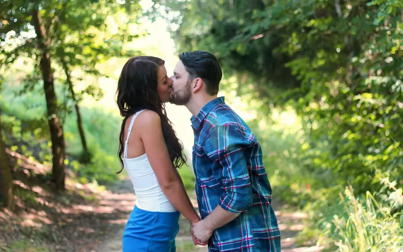 挽回女友：失恋了很痛苦，怎么挽回女朋友心