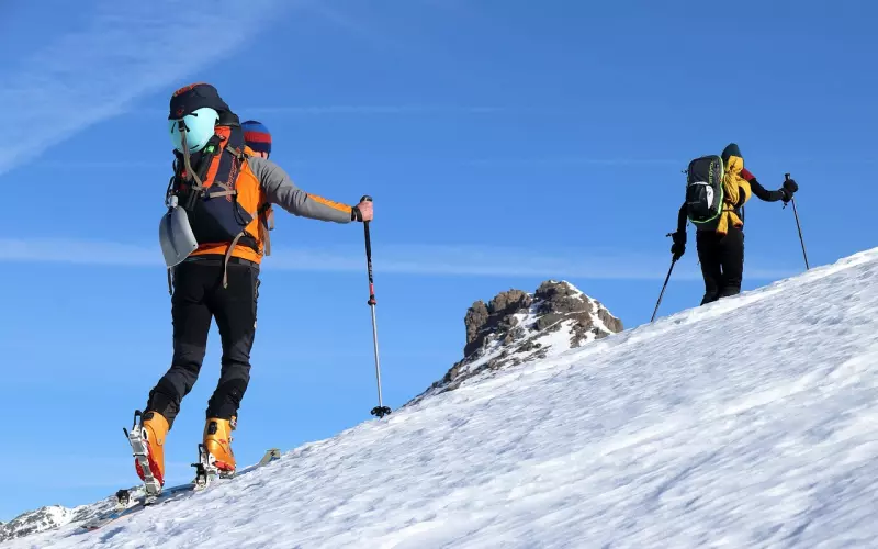 冬天到了，还不邀个妹子去滑雪