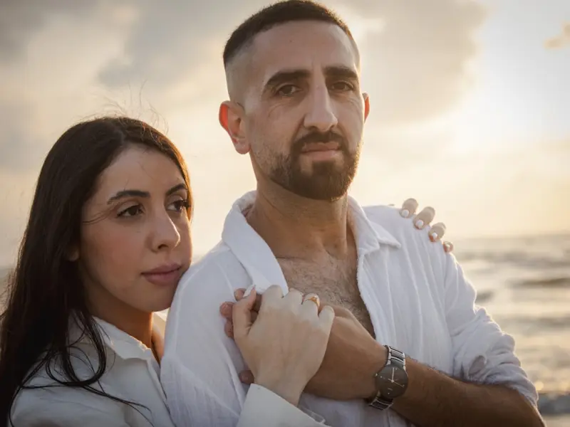 女人不忘是感情，男人不忘是……