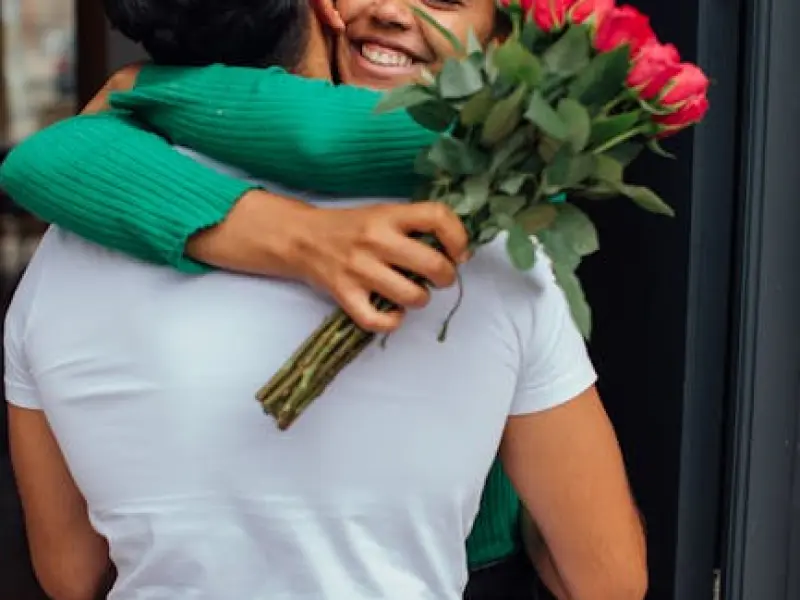 男人真正爱一个人，会有的四个表现，女人别不知道！