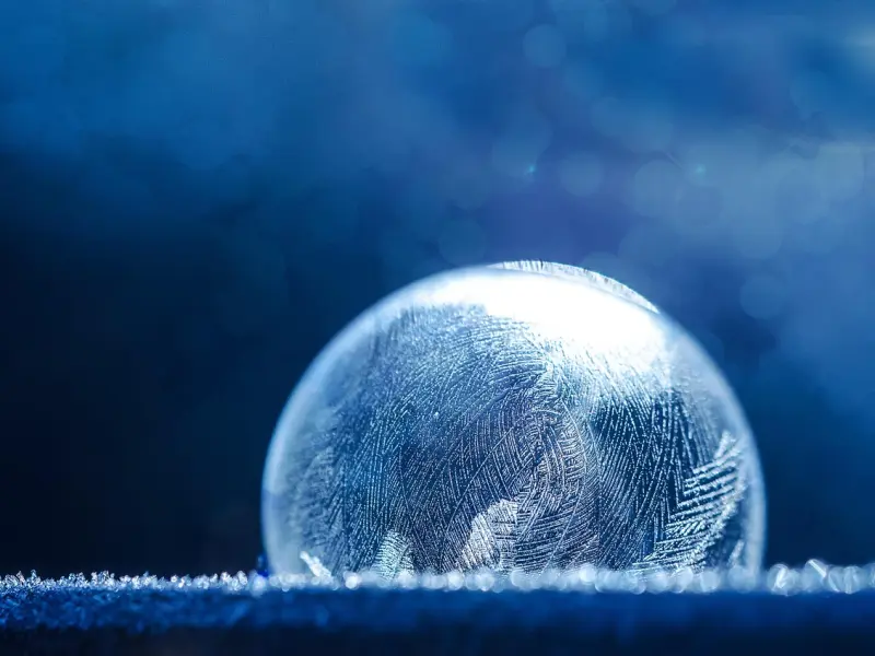 女人想要“泡你”了，才会有这几个暗示性动作，别不懂！