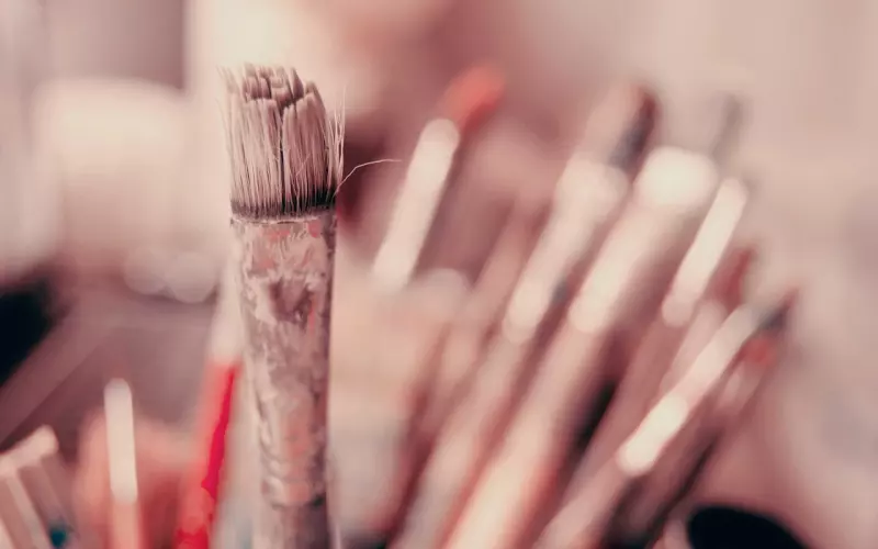 女孩子会跟一个很丑但是对你很好的男孩子谈恋爱嘛？