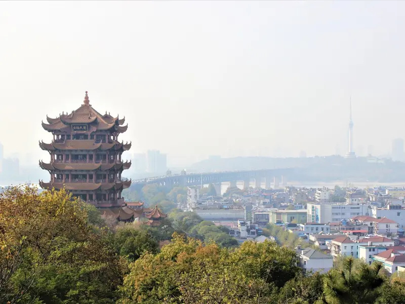 武汉情感咨询：父母突然反对自己的结婚