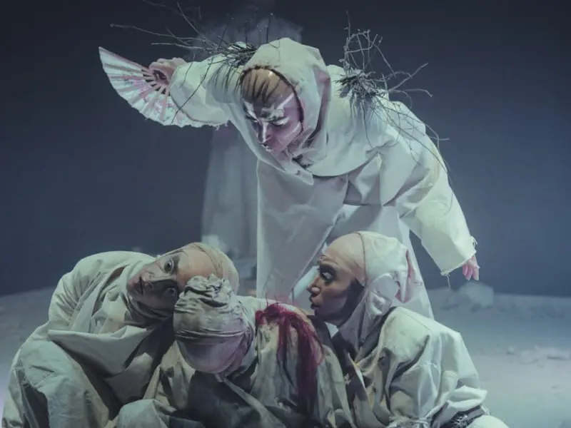 你在这儿戏精附体，我们看你默默表演 | 挽回禁忌