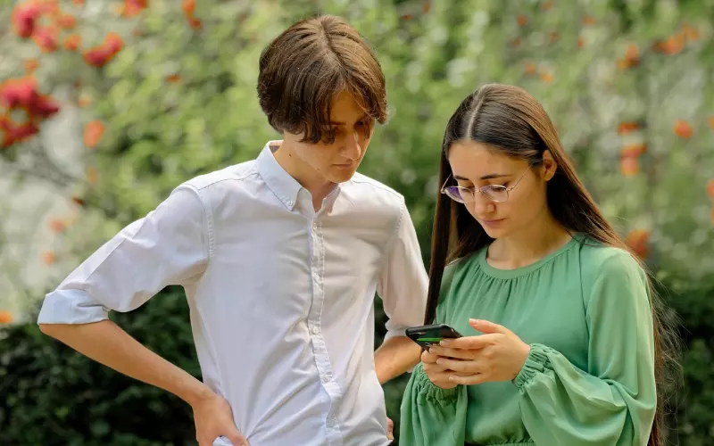 男人是否“老实”，看下他的手机，心里就有数了