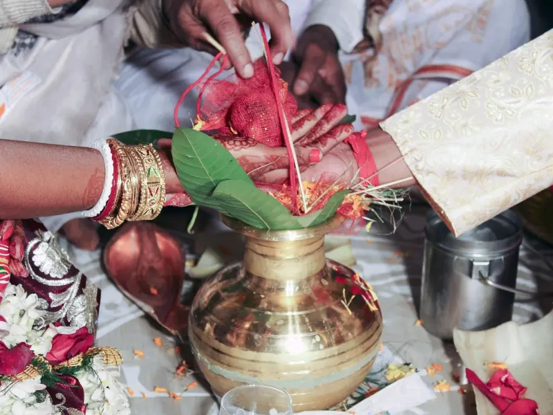 父母感情不好可以告诉女朋友，因为你更明白感情的不易