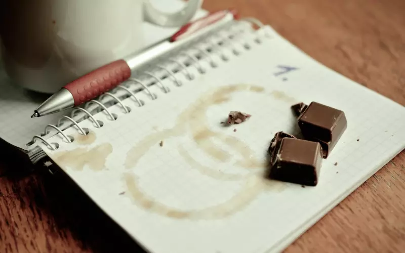 “这一生无法重来，别为难自己”