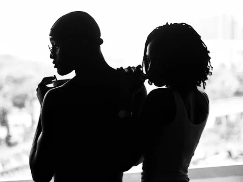 在爱情面前一定要主动一点，别错过了你喜欢的人