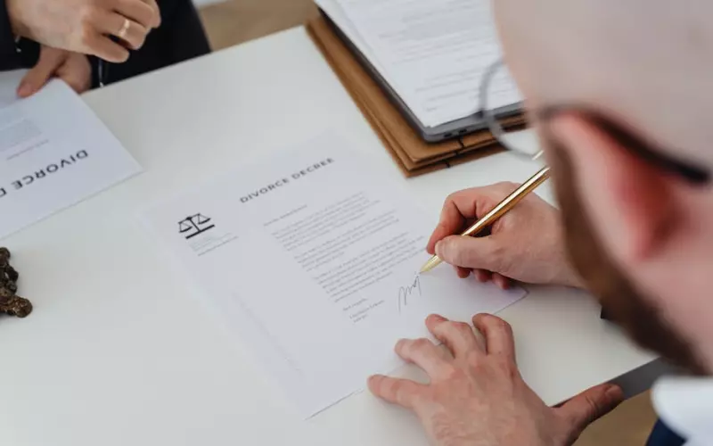 丈夫提出离婚，想要挽回婚姻的你该怎么做