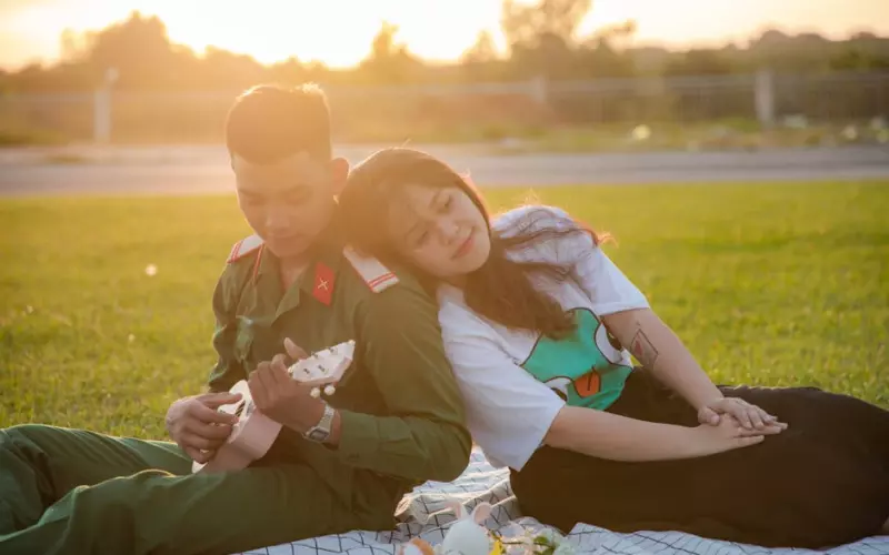 老公爱跟别的女人搞暧昧，3招教你收回他的心