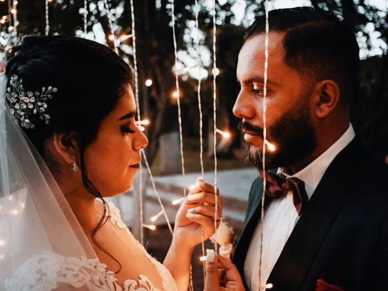 婚姻出现危机，老公变心，黄脸婆的你如何挽回老公