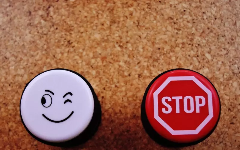 《青春斗》：成年人的崩溃，是从失恋开始的