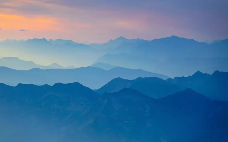 张丹峰毕滢上演“夜光剧本”：TA出轨前，会有哪些征兆？