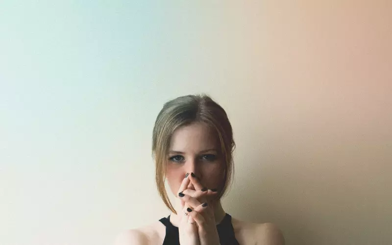 一代圣僧周冠罗对法物与其神奇能力的讲解