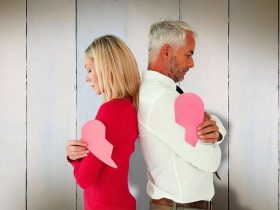 原配发现了婚外情还会和小三断吗(婚外情原配拖着不离小三为何会闹)