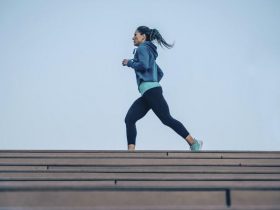 发现婚外情该怎么处理(什么行为叫出轨或者是婚外情)