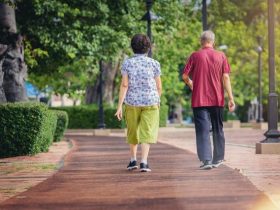 一个人对待感情的态度(感情中最该警惕的三种人)